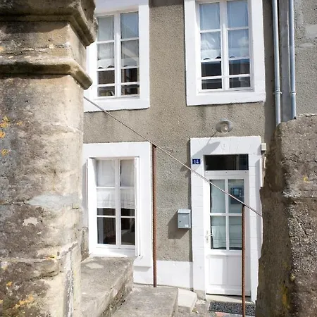 La Maison Sur Le Quai, Ancienne Maison De Pecheurs Avec Terrasse Vue Mer